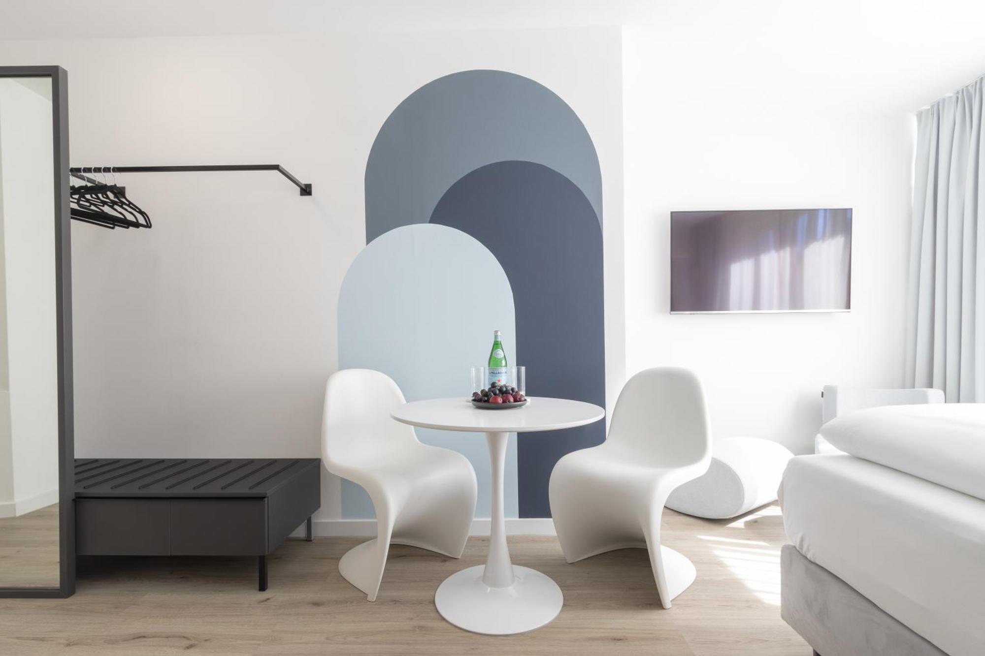 Zzzpace Smart-Hotel Крефельд Экстерьер фото